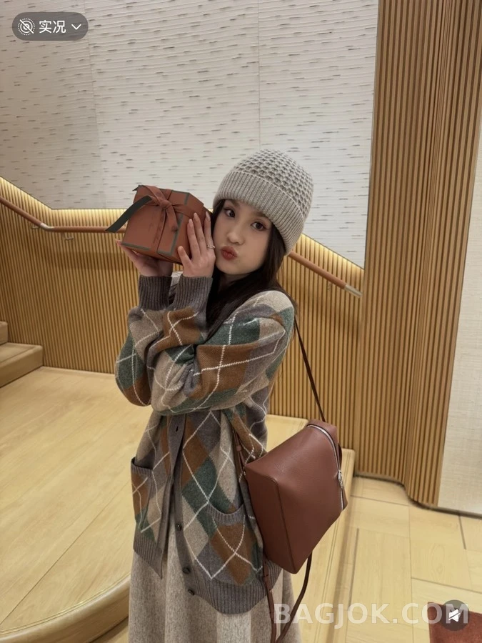 로로피아나 로로피아나 아가일 패턴 가디건 상세 이미지