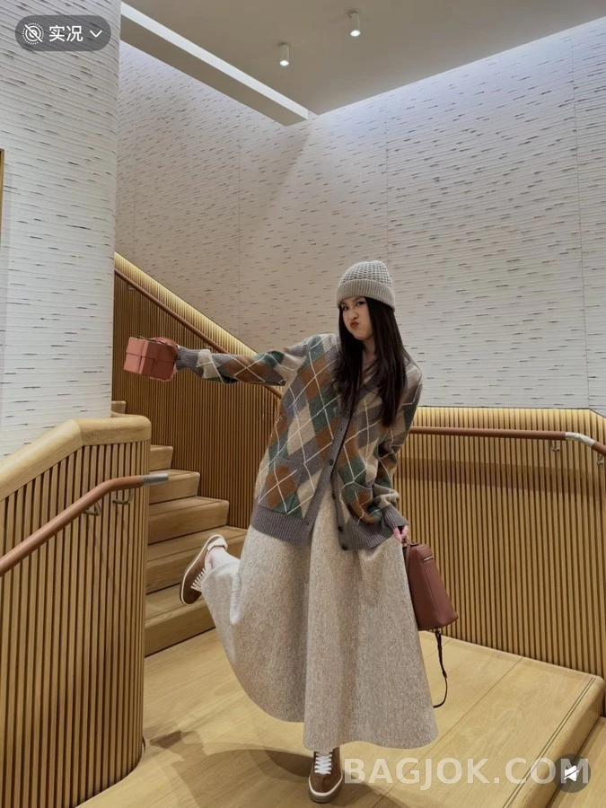 로로피아나 로로피아나 아가일 패턴 가디건 상세 이미지