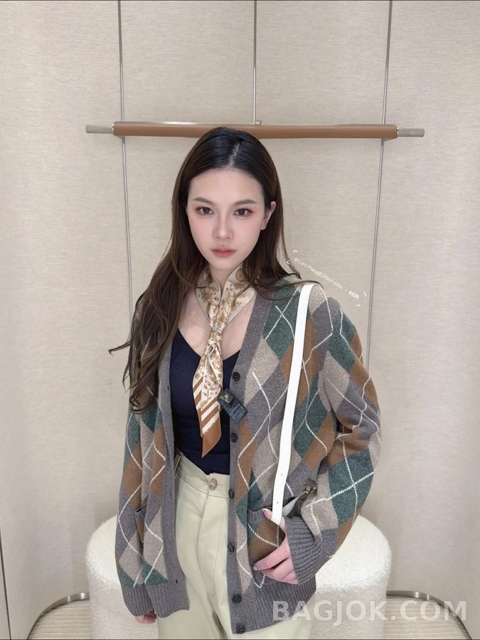 로로피아나 로로피아나 아가일 패턴 가디건 상세 이미지