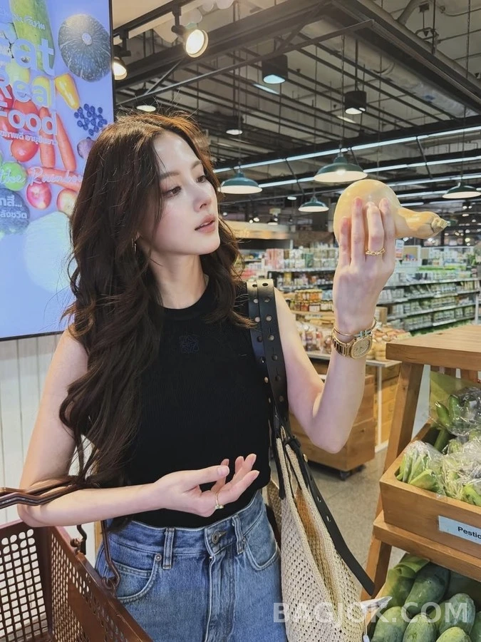 로에베 로에베 아나그램 자수 곡선 패널 와이드 데님 상세 이미지