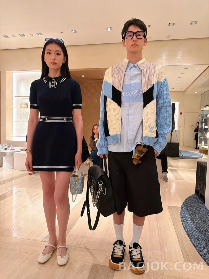 루이비통 루이비통 로고 컬러 블록 니트 집업 상세 이미지