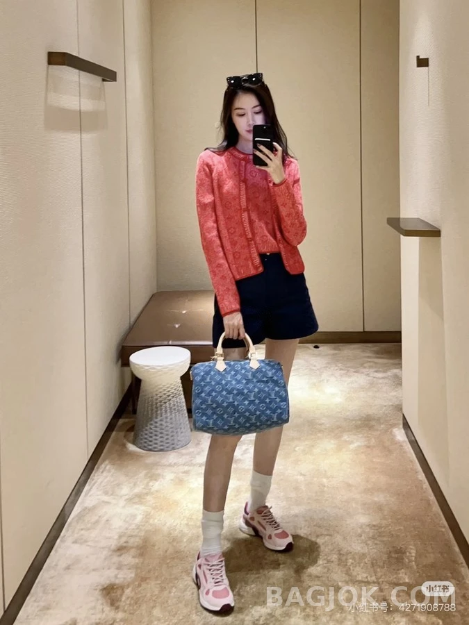 루이비통 루이비통 모노그램 라운드넥 가디건 상세 이미지
