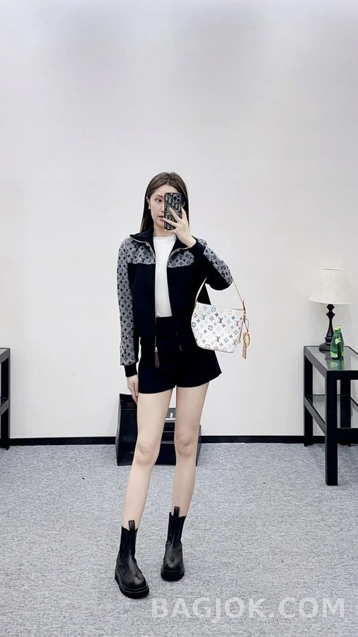 루이비통 루이비통 모노그램 배색 울 자켓 상세 이미지