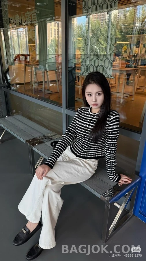 루이비통 루이비통 모노그램 스트라이프 니트 가디건 상세 이미지