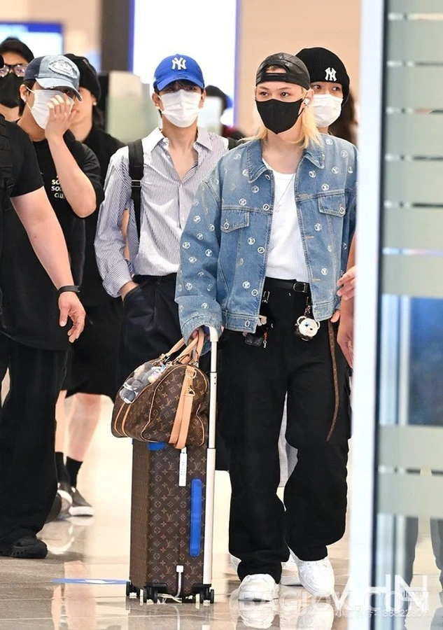 루이비통 루이비통 모노그램 패턴 데님 자켓 상세 이미지