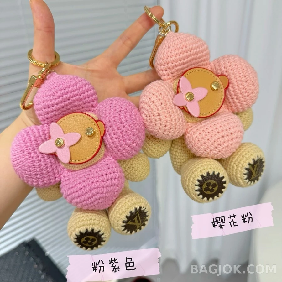 루이비통 루이비통 비비안 태양꽃 크로셰 키링 상세 이미지