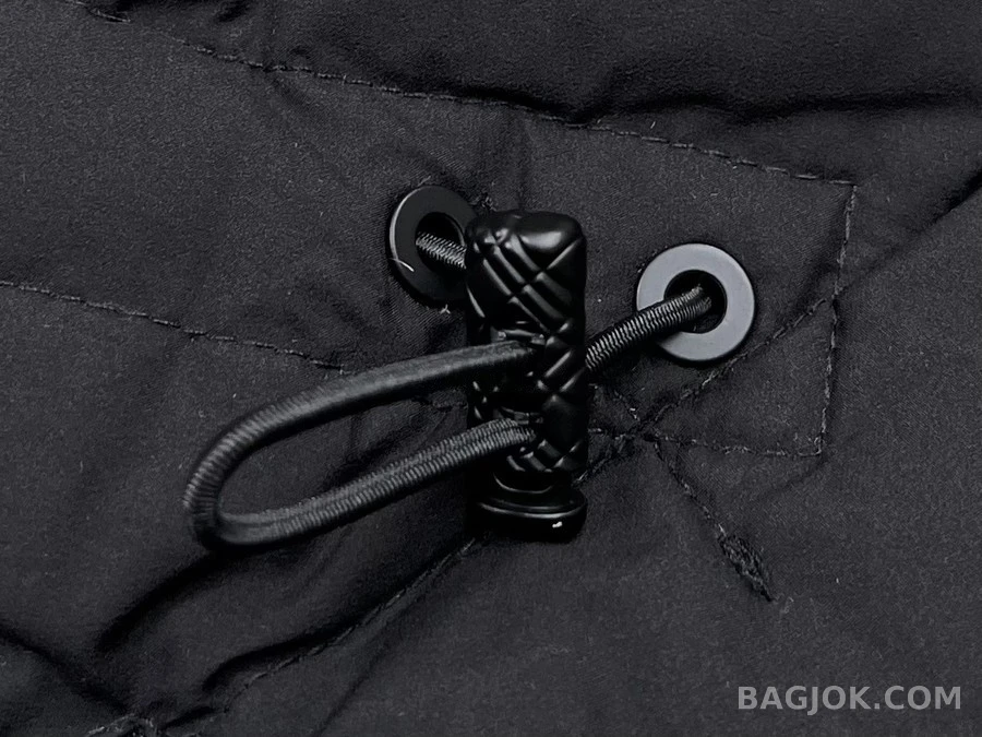버버리 버버리 퀼팅 나일론 베스트 상세 이미지