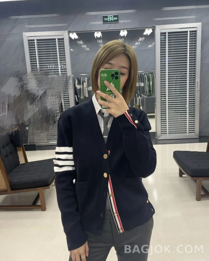 톰브라운 톰브라운 4바 스트라이프 카디건 상세 이미지