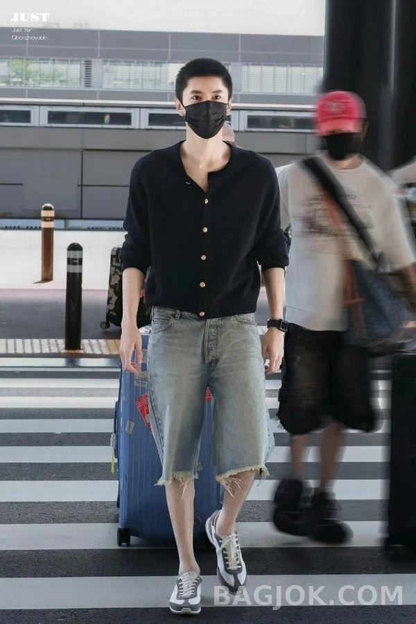 셀린느 셀린느 버튼 가디건 상세 이미지