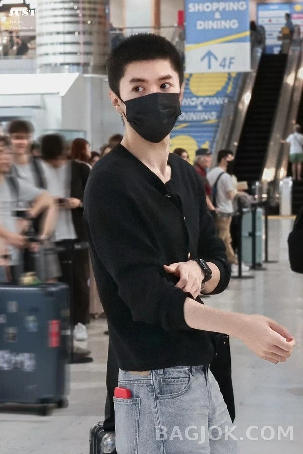 셀린느 셀린느 버튼 가디건 상세 이미지