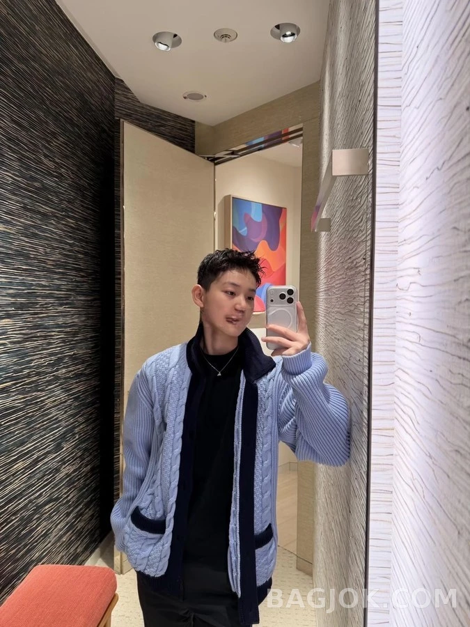 루이비통 루이비통 배색 꽈배기 가디건 상세 이미지