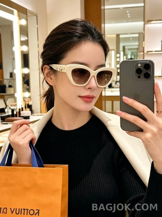 루이비통 루이비통 체인 장식 캣아이 선글라스 상세 이미지