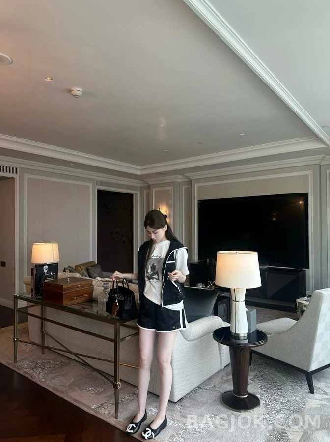 샤넬 샤넬 로고 플랫 상세 이미지
