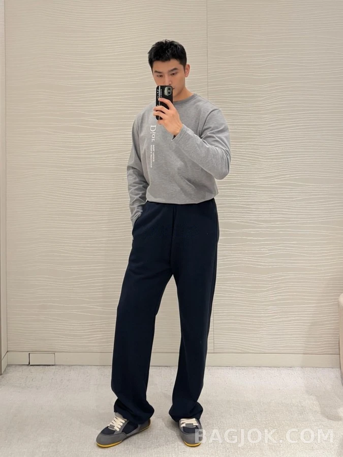 디올 디올 몽테인 레터링 긴팔 티셔츠 상세 이미지