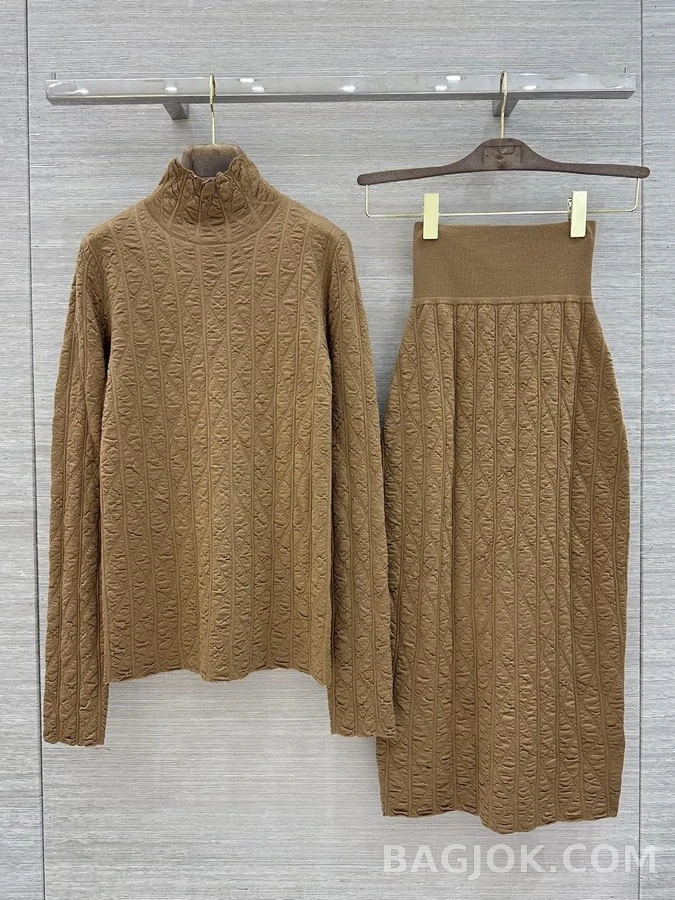 로로피아나 로로피아나 다이아몬드 텍스처 터틀넥 긴팔 티셔츠 상세 이미지