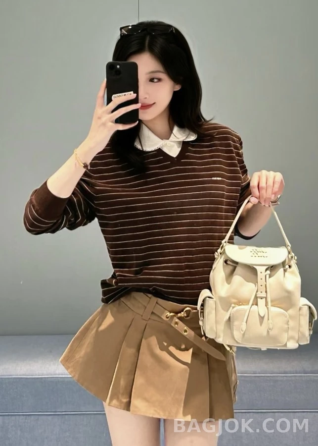 미우미우 미우미우 스트라이프 카라 니트 상세 이미지