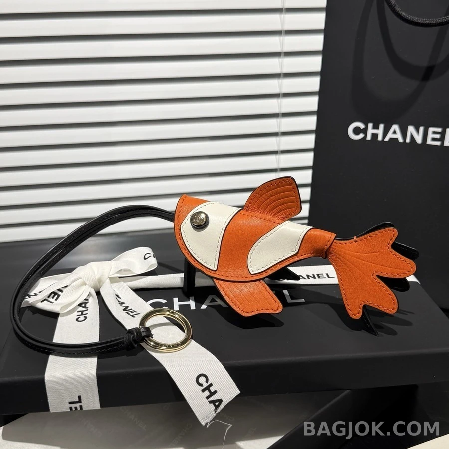 샤넬 샤넬 클라운피쉬 백 참 상세 이미지