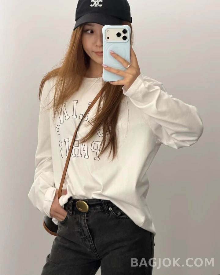 셀린느 셀린느 레터링 프린트 긴팔 티셔츠 상세 이미지