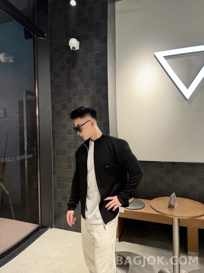디올 디올 로고 집업 가디건 상세 이미지