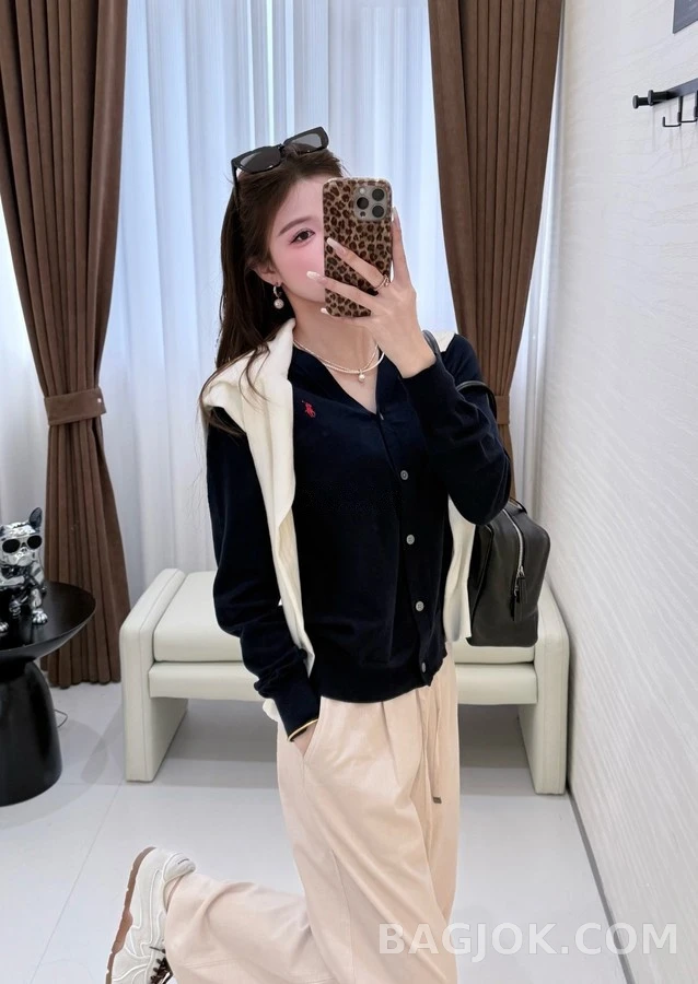 폴로 랄프 로렌 폴로 랄프 로렌 자수 로고 브이넥 가디건 상세 이미지