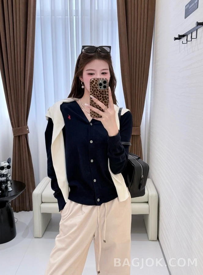 폴로 랄프 로렌 폴로 랄프 로렌 자수 로고 브이넥 가디건 상세 이미지