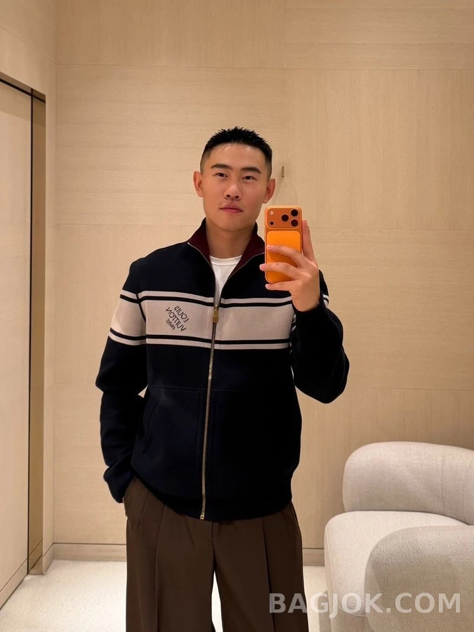 루이비통 루이비통 스트라이프 니트 집업 상세 이미지