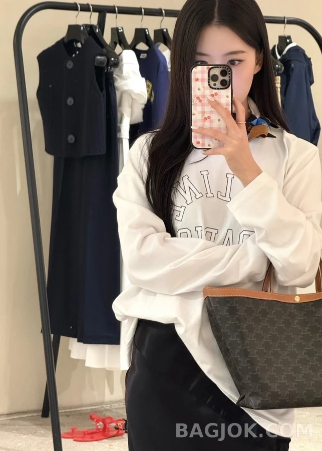 셀린느 셀린느 레터링 긴팔 티셔츠 상세 이미지