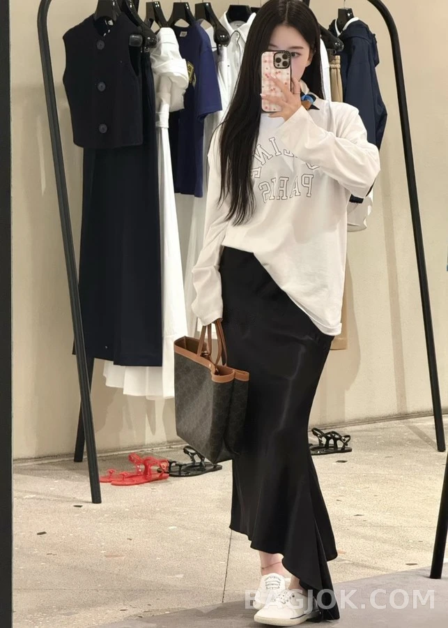 셀린느 셀린느 레터링 긴팔 티셔츠 상세 이미지