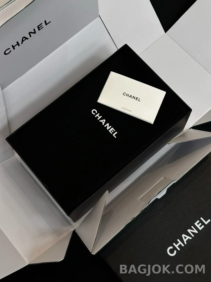 샤넬 샤넬 더블 C 에나멜 메리제인 슈즈 상세 이미지