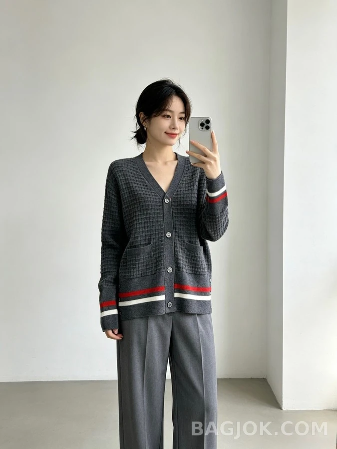 톰브라운 톰브라운 립 니트 스트라이프 가디건 상세 이미지