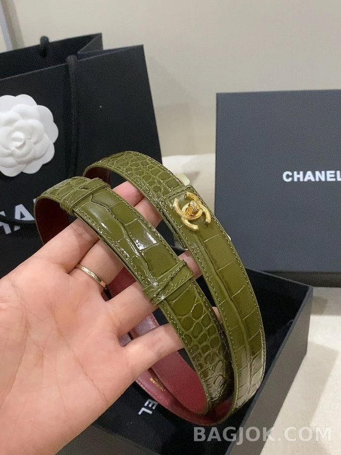 샤넬 샤넬 악어 엠보 더블 C 버클 벨트 상세 이미지