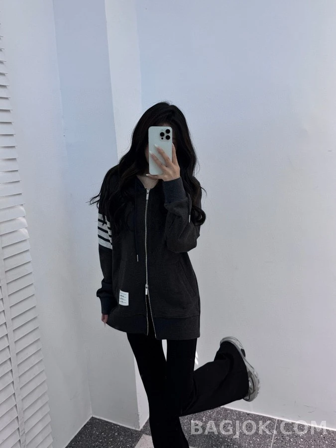톰브라운 톰브라운 삼선 후드 집업 상세 이미지