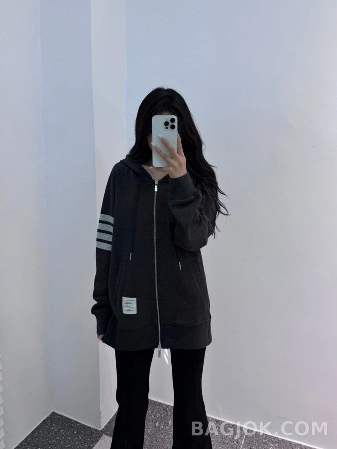 톰브라운 톰브라운 삼선 후드 집업 상세 이미지