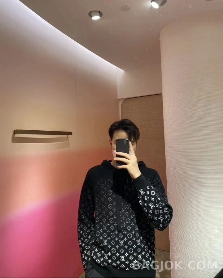 루이비통 루이비통 모노그램 그라디언트 후드 상세 이미지