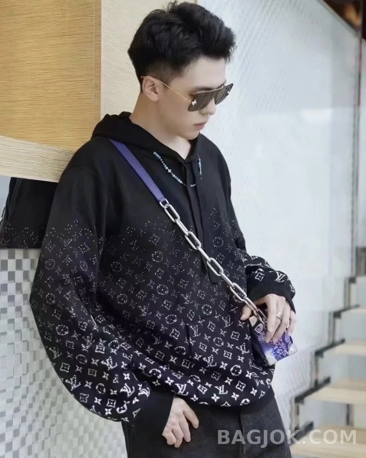 루이비통 루이비통 모노그램 그라디언트 후드 상세 이미지