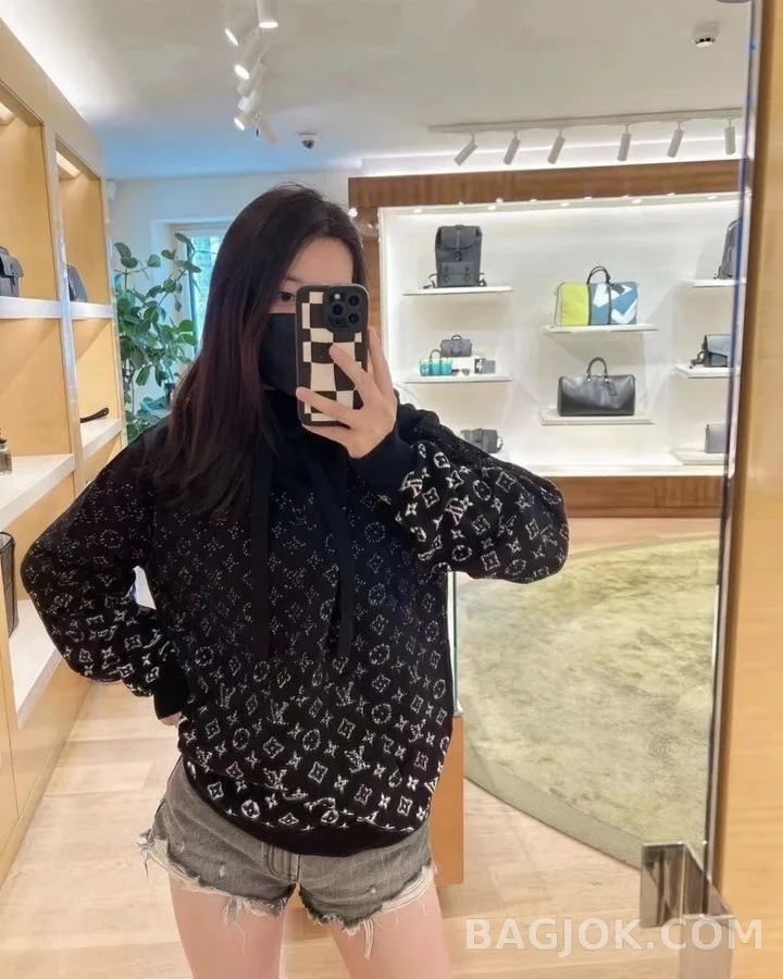 루이비통 루이비통 모노그램 그라디언트 후드 상세 이미지