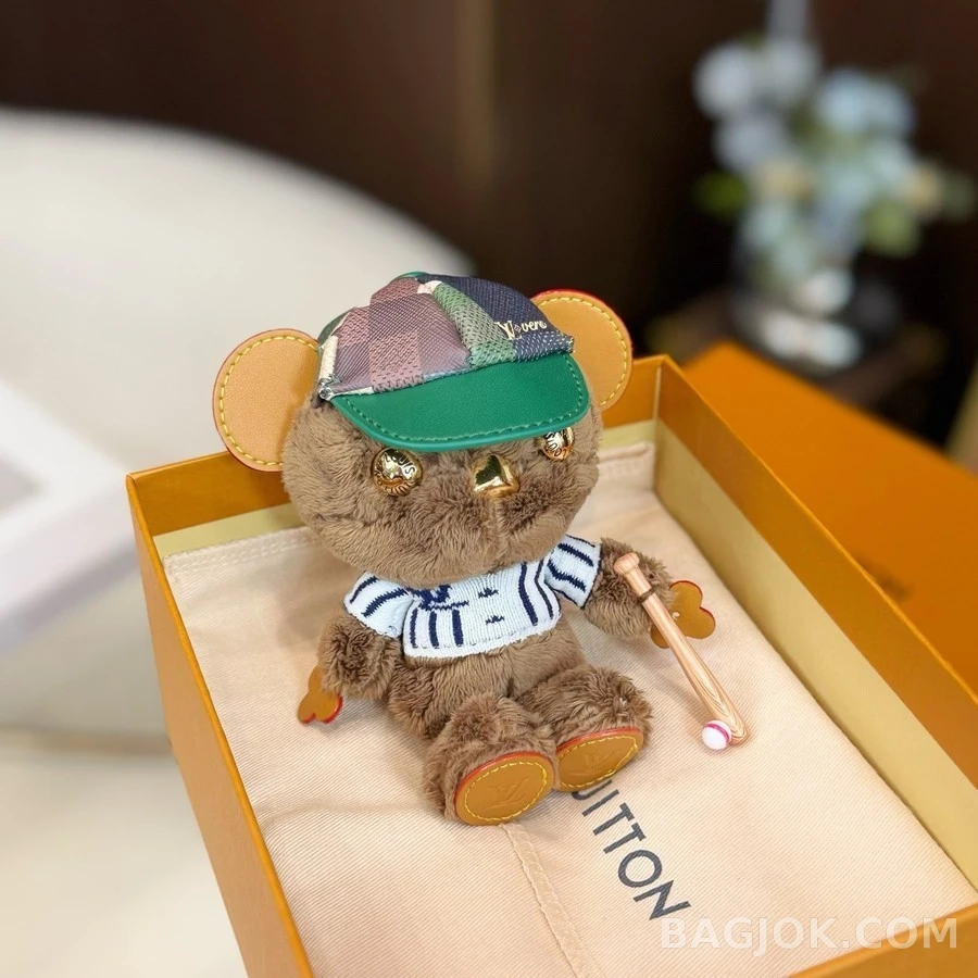 루이비통 루이비통 루이 베어 야구 백 참 상세 이미지
