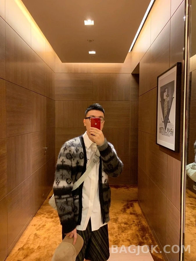 루이비통 루이비통 모노그램 그라데이션 마해모 가디건 상세 이미지