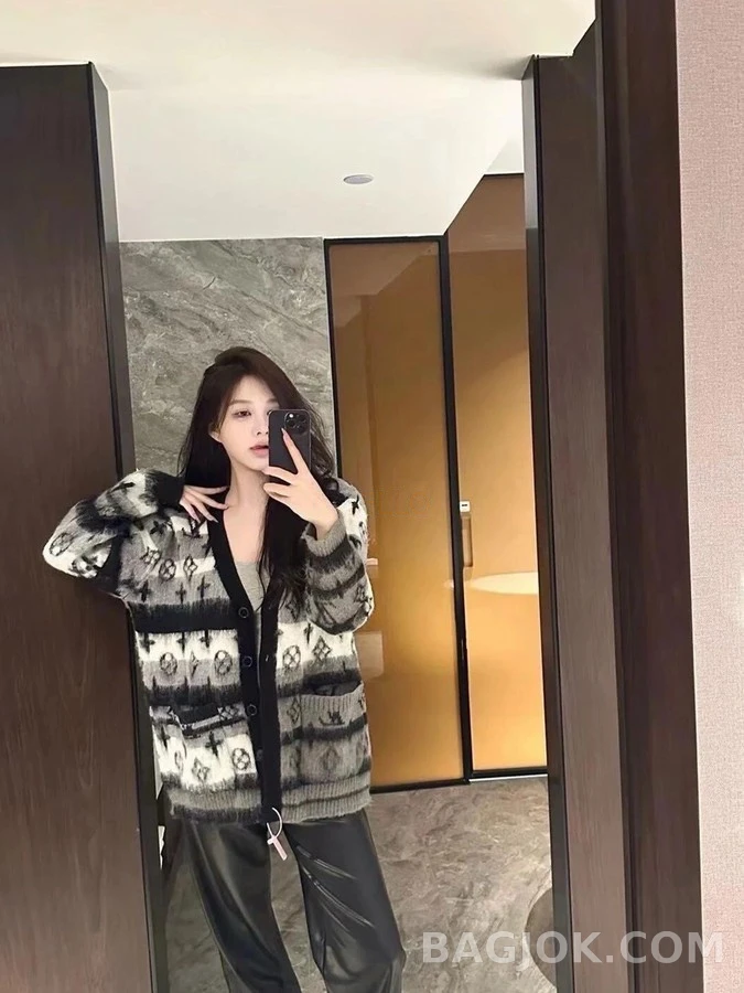 루이비통 루이비통 모노그램 그라데이션 마해모 가디건 상세 이미지