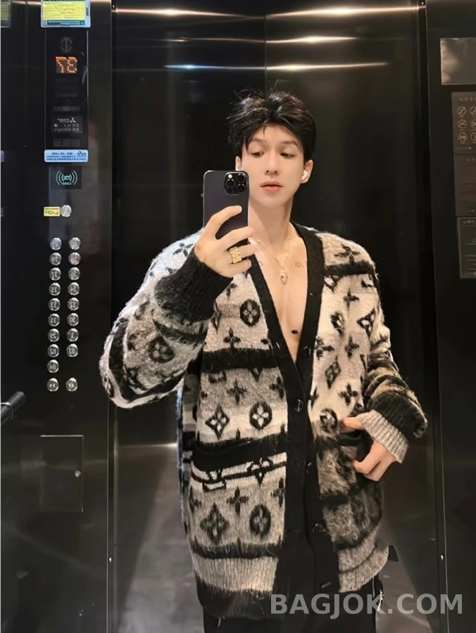루이비통 루이비통 모노그램 그라데이션 마해모 가디건 상세 이미지