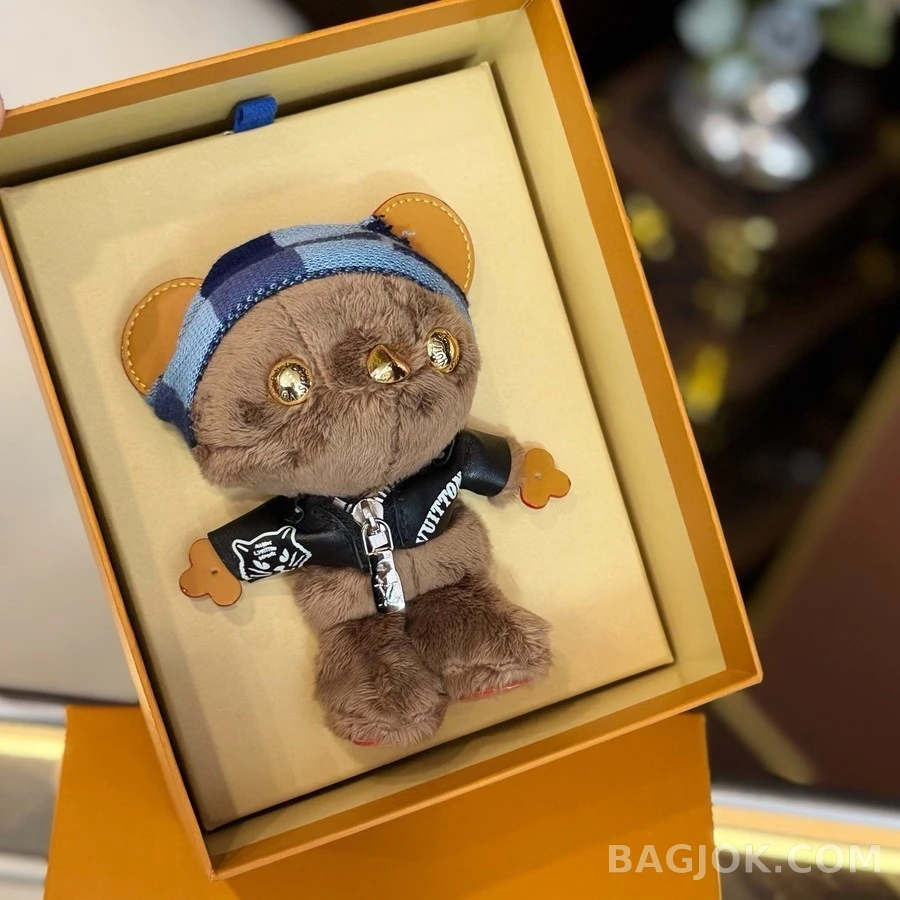 루이비통 루이비통 Louis Bear 곰돌이 가방 참 상세 이미지