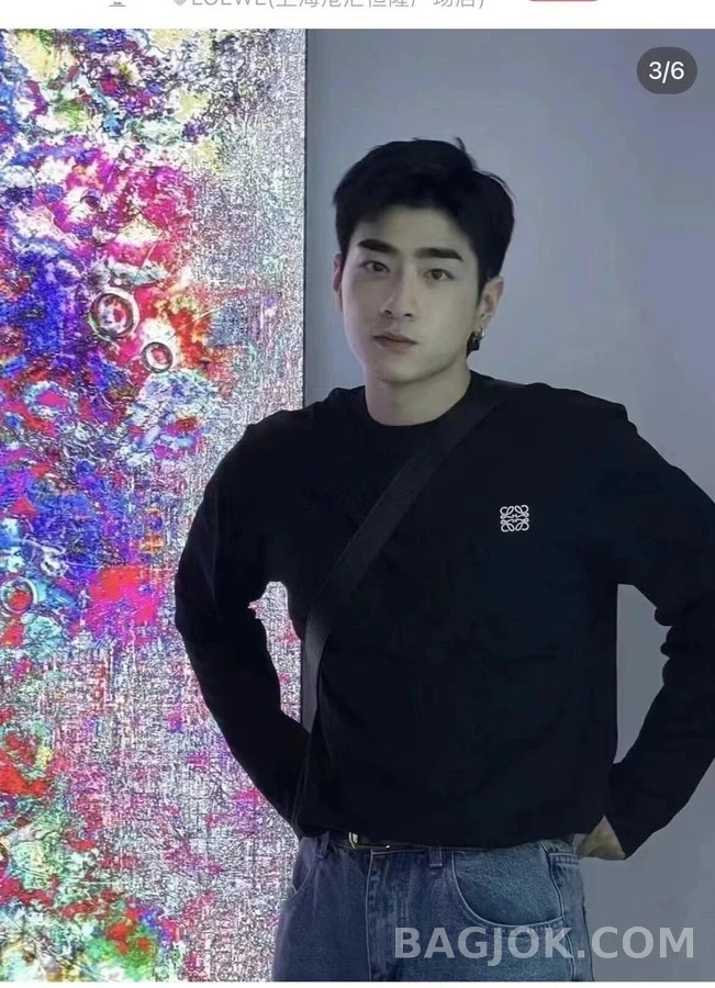 로에베 로에베 아나그램 자수 니트 상세 이미지