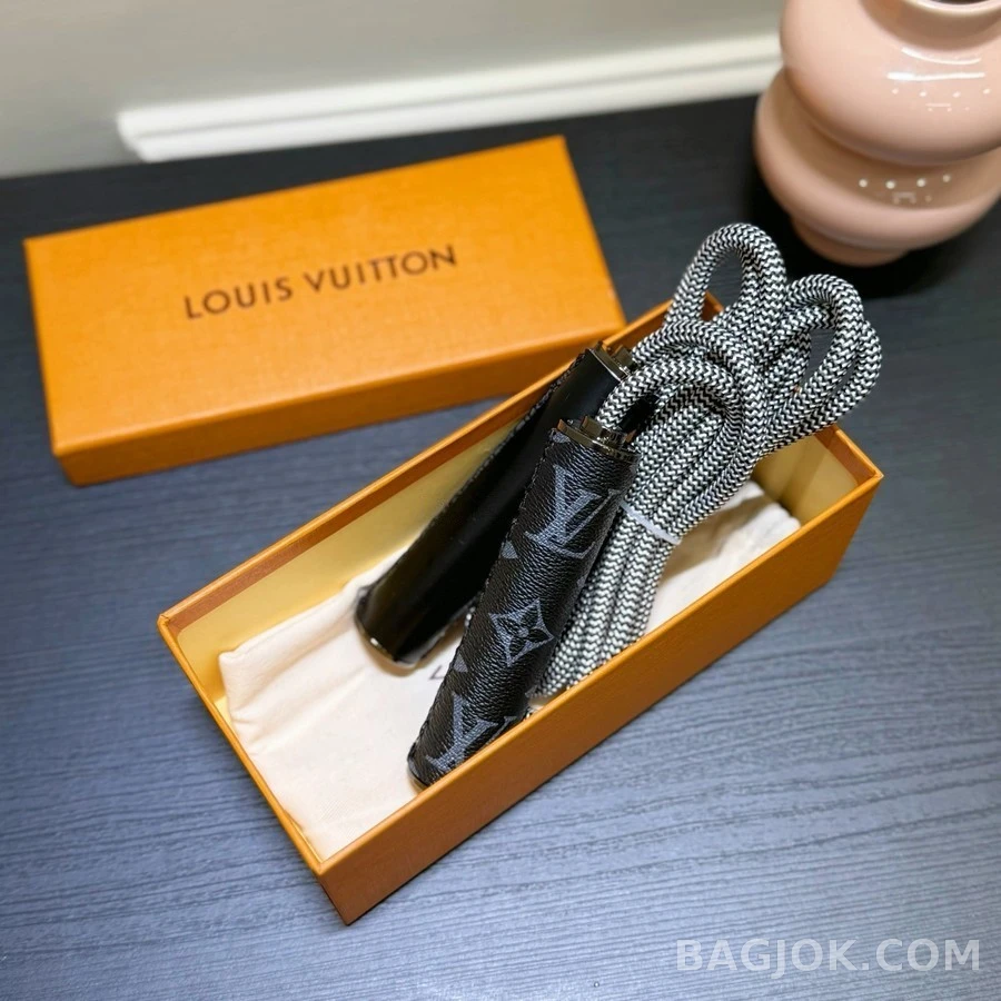 루이비통 루이비통 크리스토퍼 모노그램 점프 로프 상세 이미지