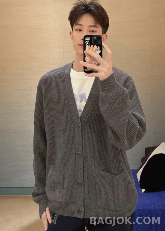 루이비통 루이비통 자수 캐시미어 가디건 상세 이미지