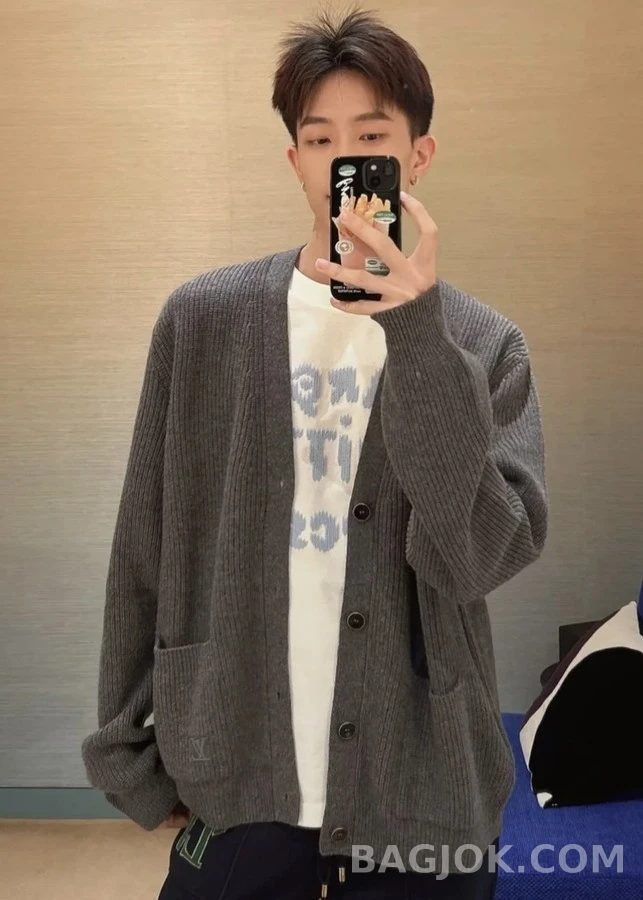 루이비통 루이비통 자수 캐시미어 가디건 상세 이미지