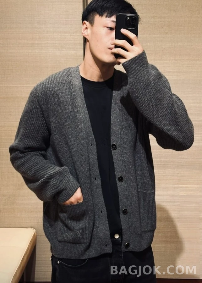 루이비통 루이비통 자수 캐시미어 가디건 상세 이미지