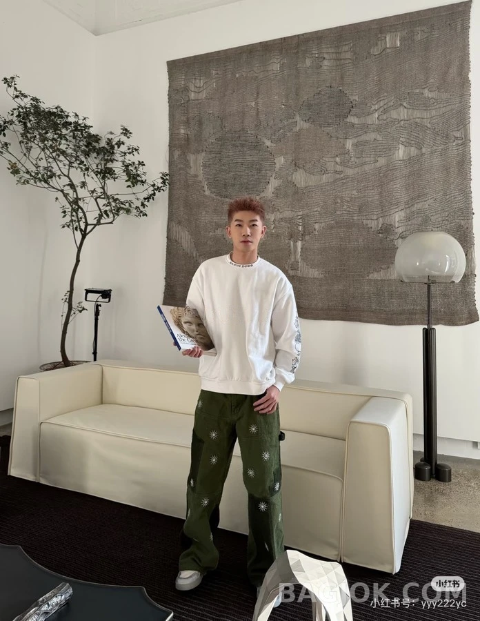 크롬하츠 크롬하츠 I love you 레터링 크로스 맨투맨 상세 이미지