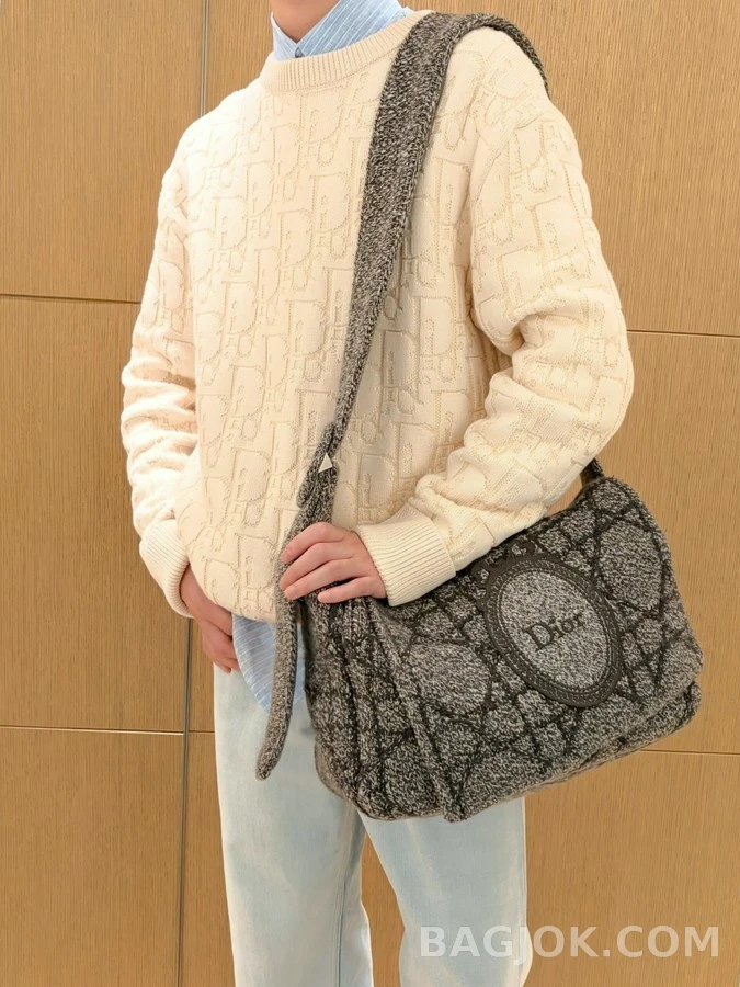 디올 디올 로고 자카드 니트 상세 이미지