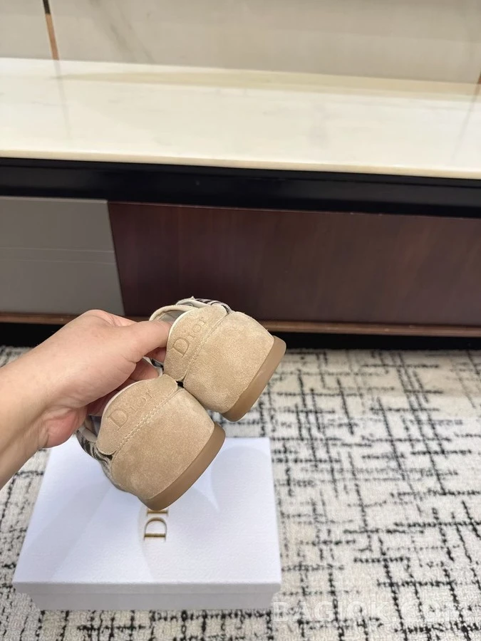 디올 디올 레오파드 독일군 스니커즈 상세 이미지