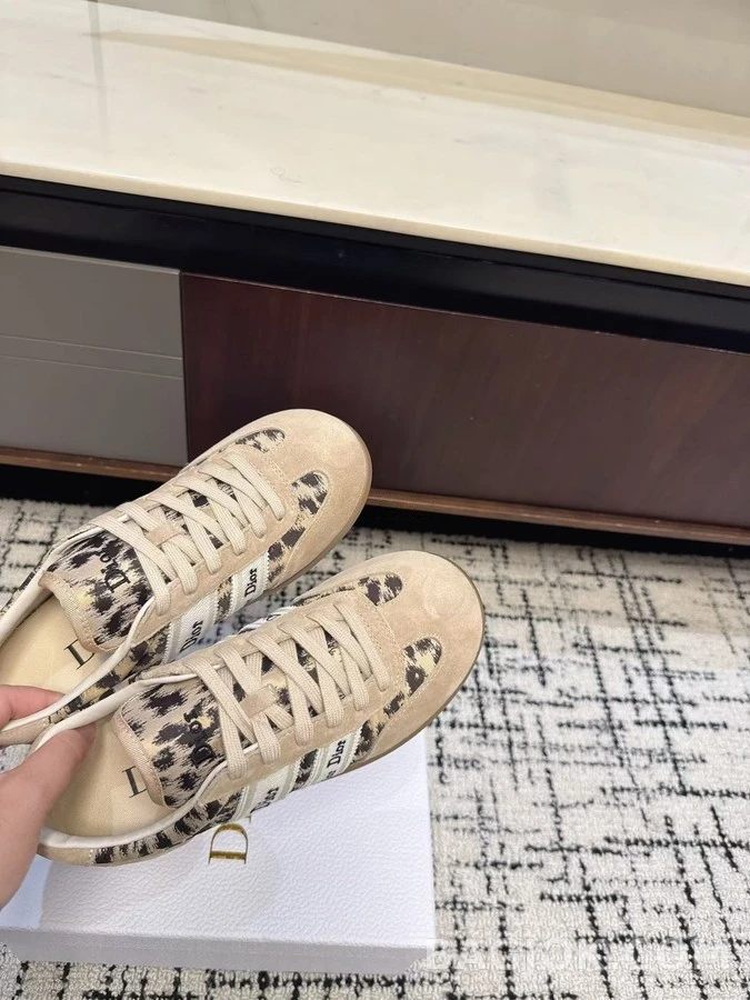 디올 디올 레오파드 독일군 스니커즈 상세 이미지